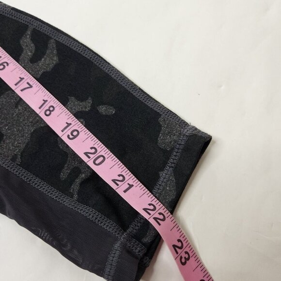 Fabletics Women's Small Powerhold Leggings Camo Pockets - Picture 3 of 4